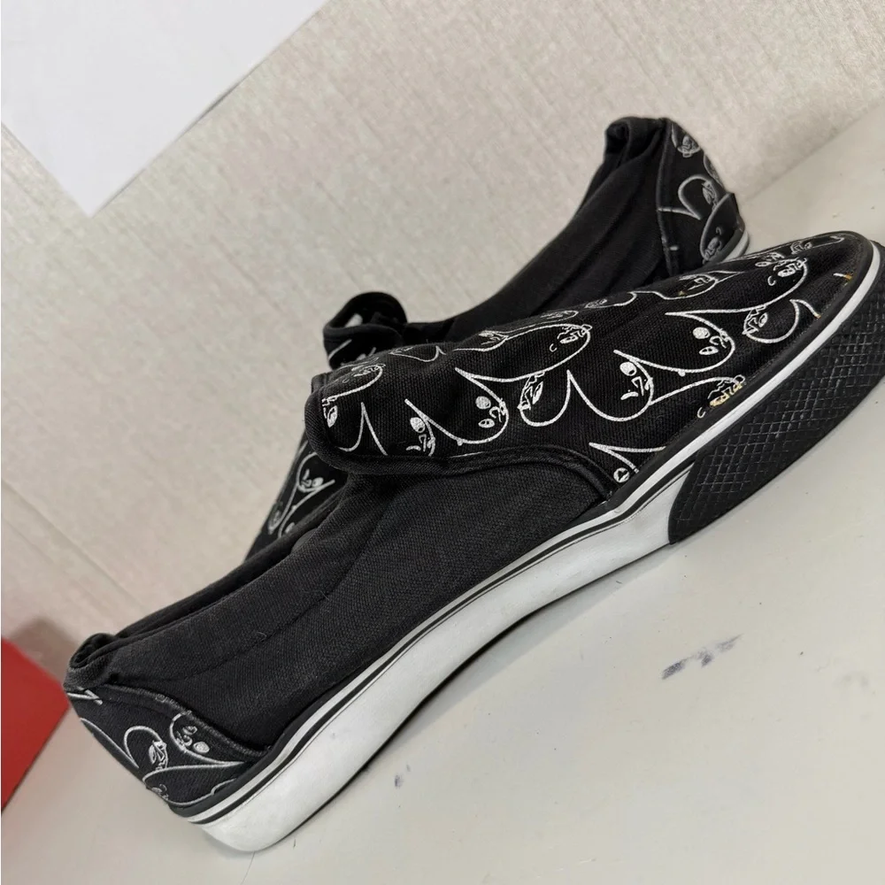 Duffs The dude black canvas slip-on sneakers Size 11‎
